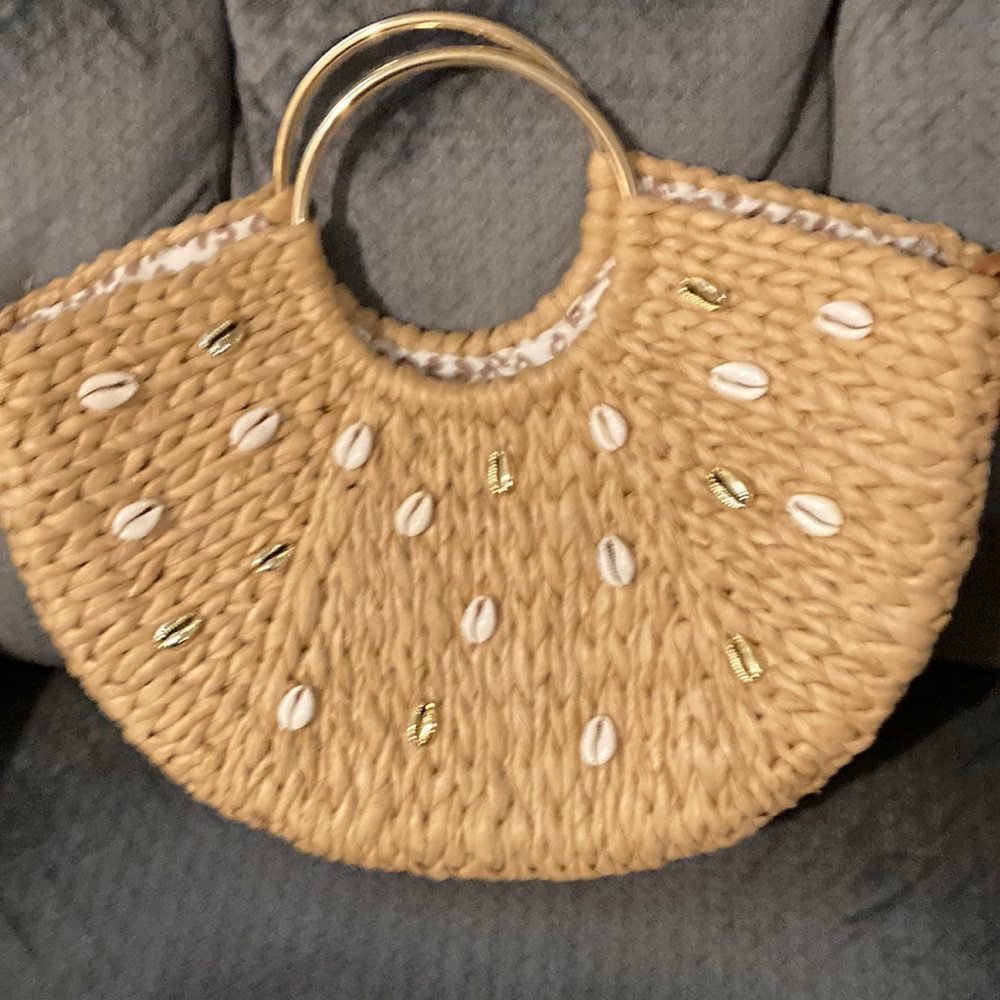 Two handbags and one point purse